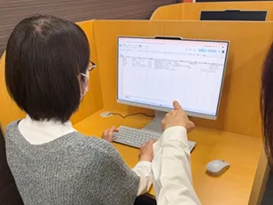 PC作業の様子